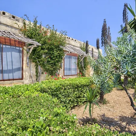 Βίλα Farmhouse Maya Santa Luċija